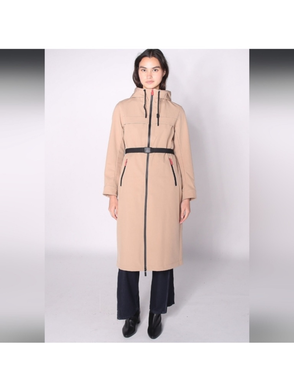 Hunter Trench Coat in British Tan